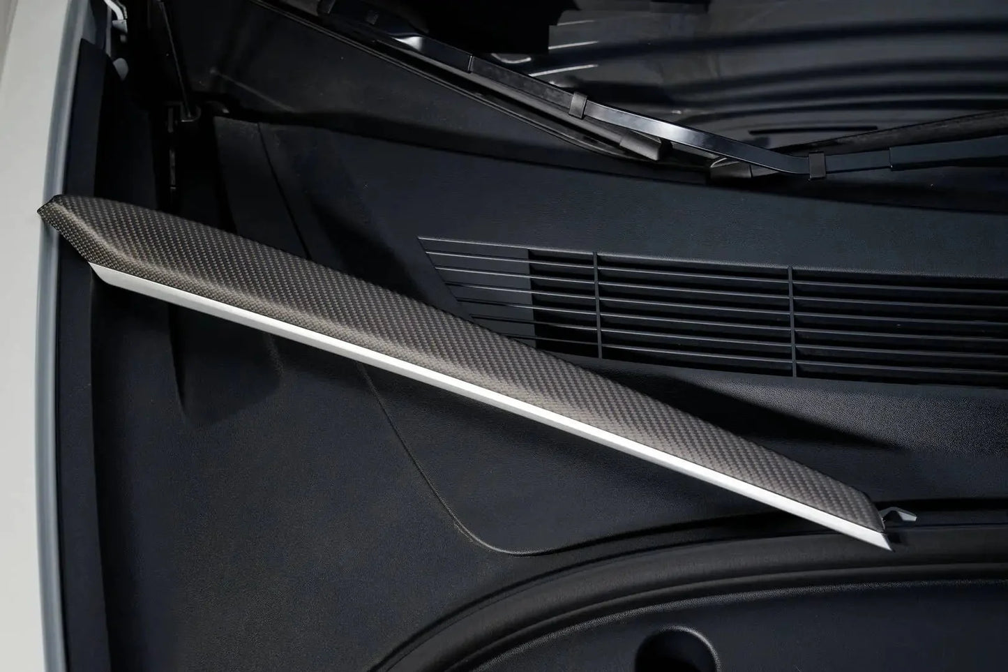 2021-2023 Tesla Model 3/Y - Matte Carbon Fiber Door Trim Replacement